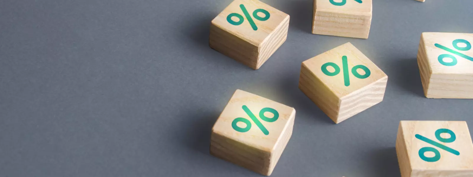 Träklossar med procenttecken på